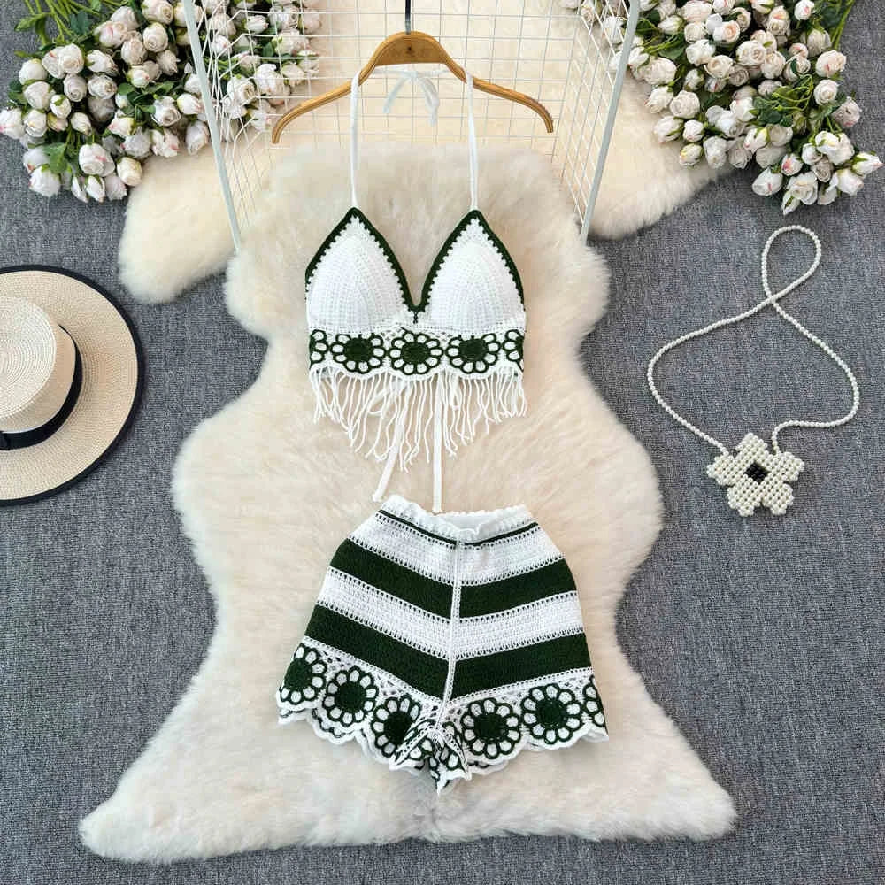 Wholesale New Design Women Crochet Beach Crop Top Sexy Knitting Hollow Bra Bikini Sets