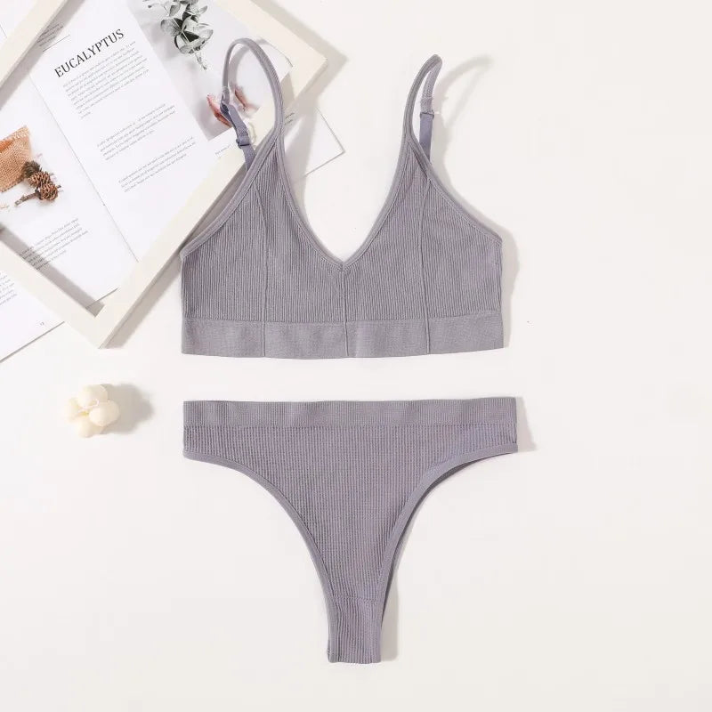 Women Seamless Bra Set Push Up Bras V-neck Tops High Rise Briefs Seamless Underwear Wire Free Brassiere Sexy Lingerie Set