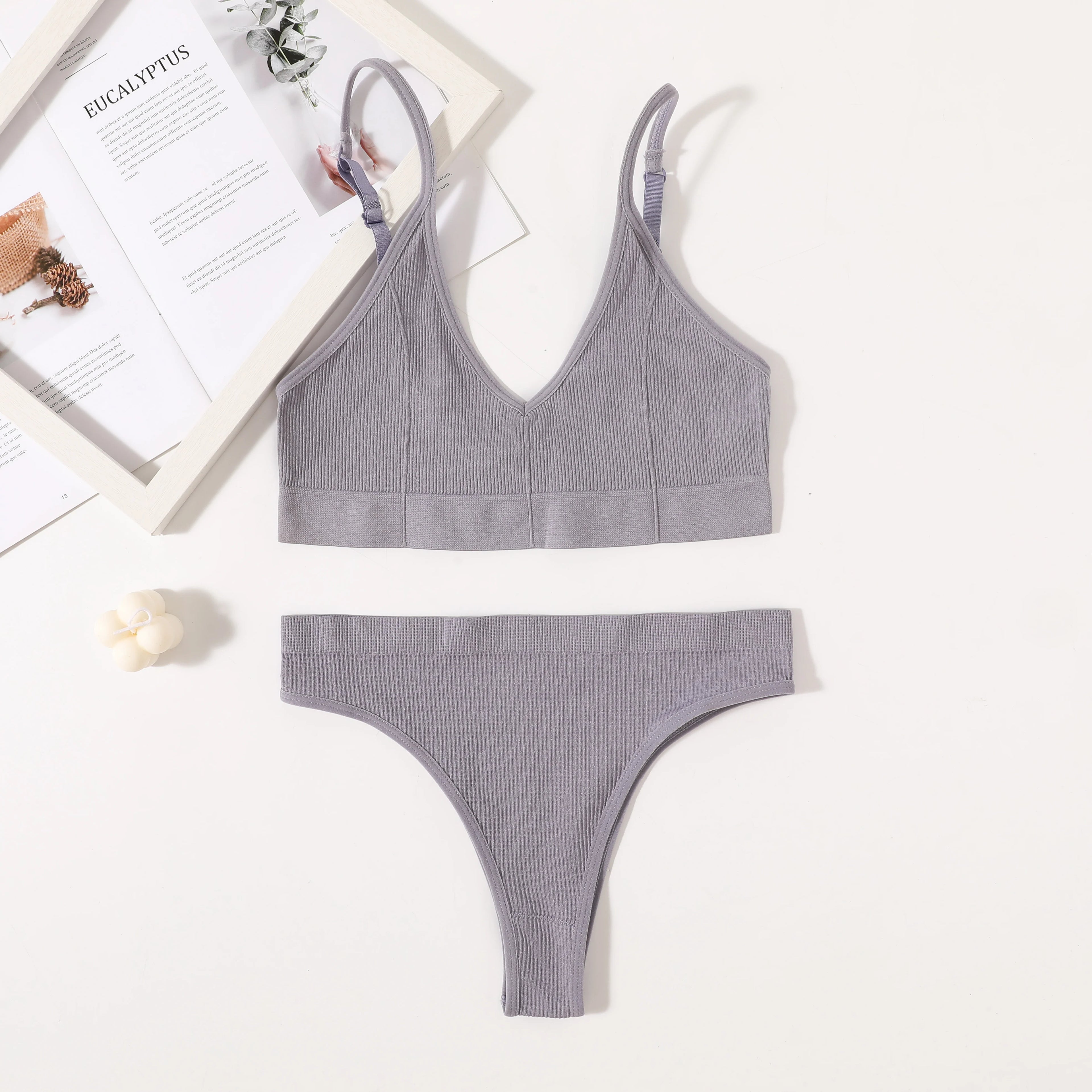 Women Seamless Bra Set Push Up Bras V-neck Tops High Rise Briefs Seamless Underwear Wire Free Brassiere Sexy Lingerie Set