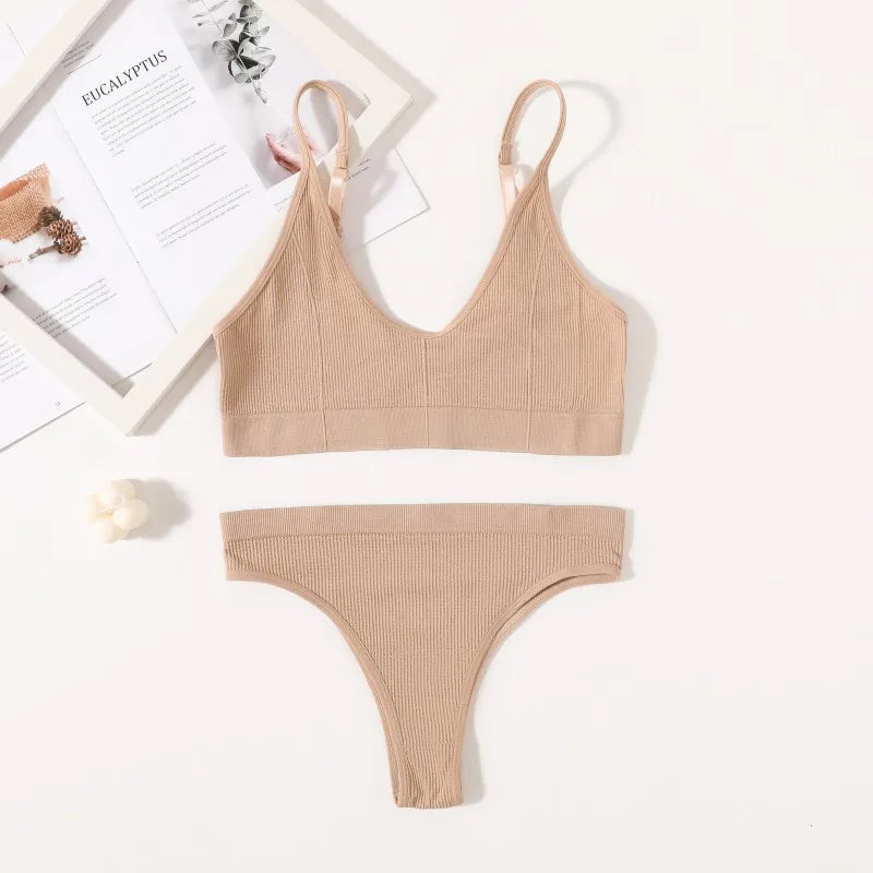 Women Seamless Bra Set Push Up Bras V-neck Tops High Rise Briefs Seamless Underwear Wire Free Brassiere Sexy Lingerie Set